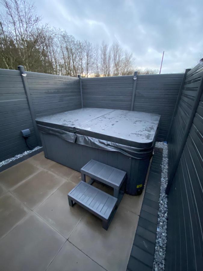 Ascot Lodge - Hot Tub Hideaway - Northumberland Felton  Eksteriør bilde